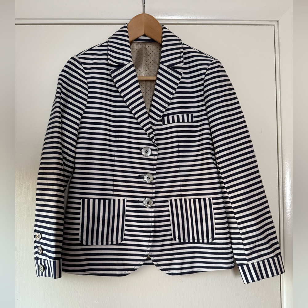 Modern Amusement Navy Blue White Stripe Blazer Classic Nautical Preppy Chic Sz 4